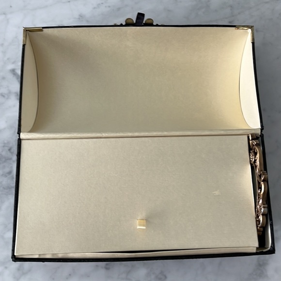 GHD holder and mirror - Picture 7 of 12